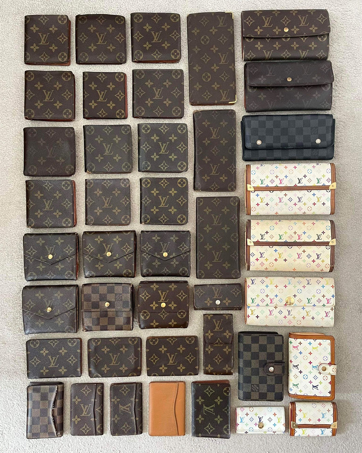 Louis Vuitton Mystery box - SARUGENERAL