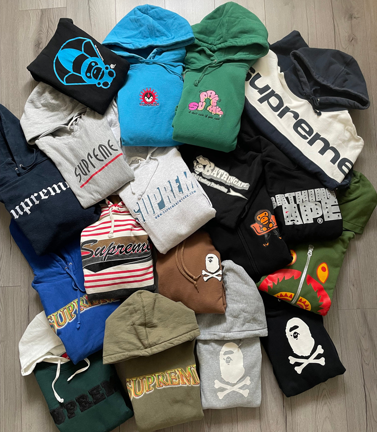 Bape & Supreme Hoodies Box - SARUGENERAL