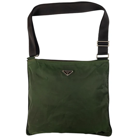 sac bandoulière Prada en nylon vert
