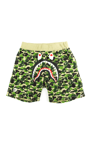 Short camouflage vert Bape ABC Shark