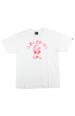 T-shirt Bape ABC rose camouflage avec logo Angry College blanc