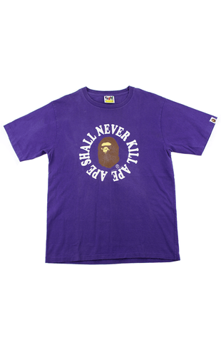 Bape Ape Logo ASNKA Cercle Texte Tee Violet