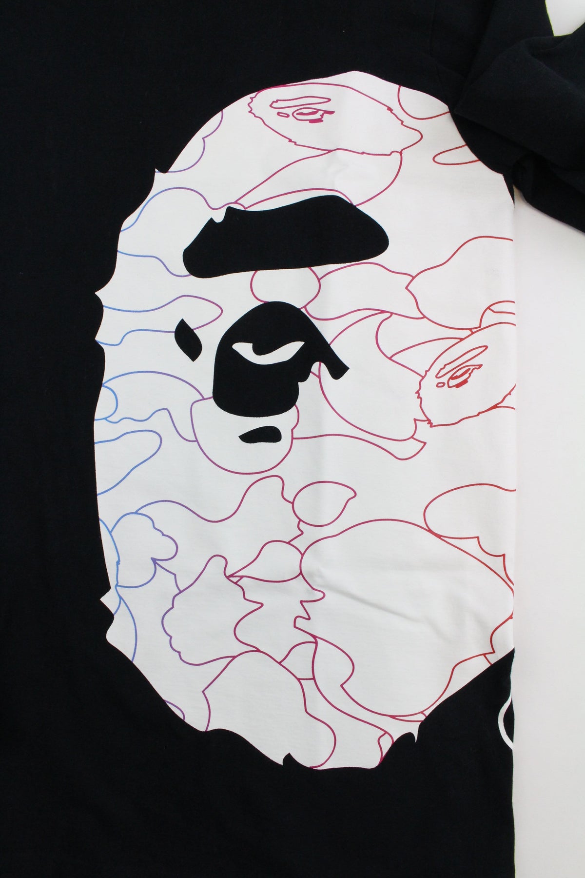 Bape neon Camo White side Big Ape Logo LS Black - SaruGeneral