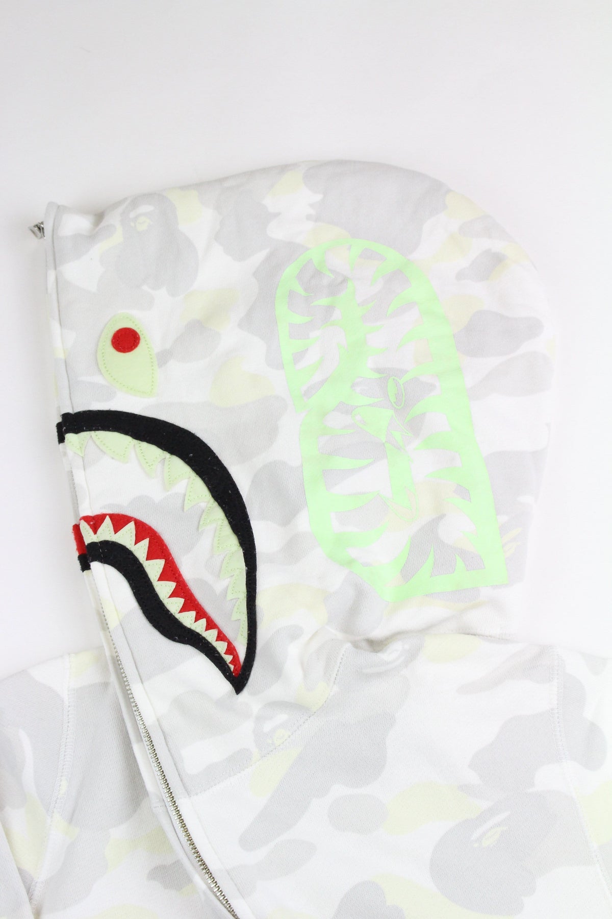 Bape White City Camo Shark - SaruGeneral