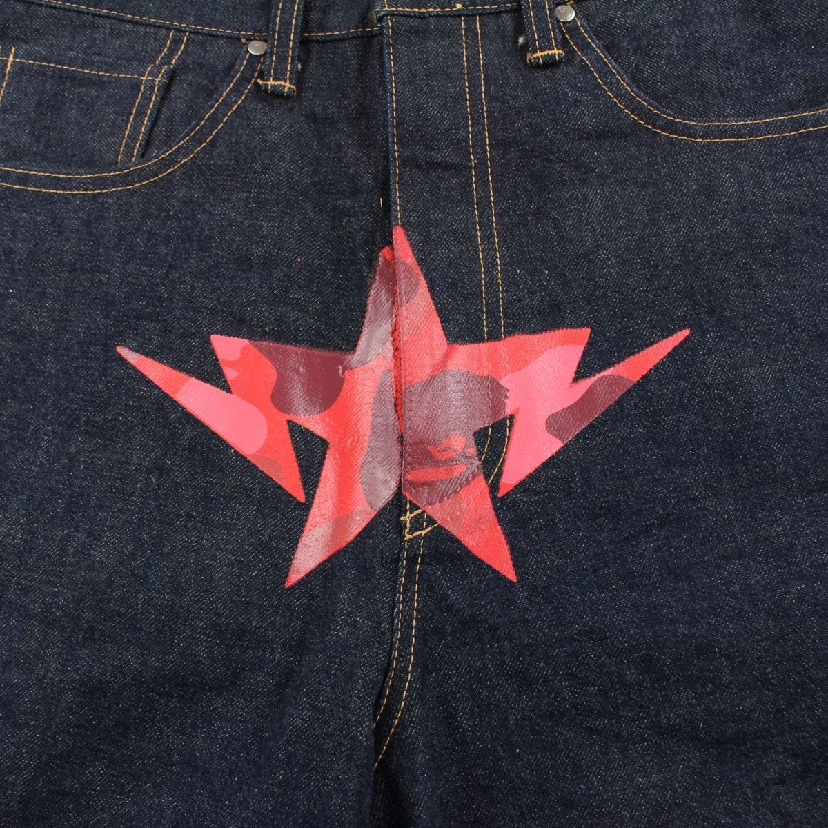 bapesta red camo sta denim shorts - SaruGeneral