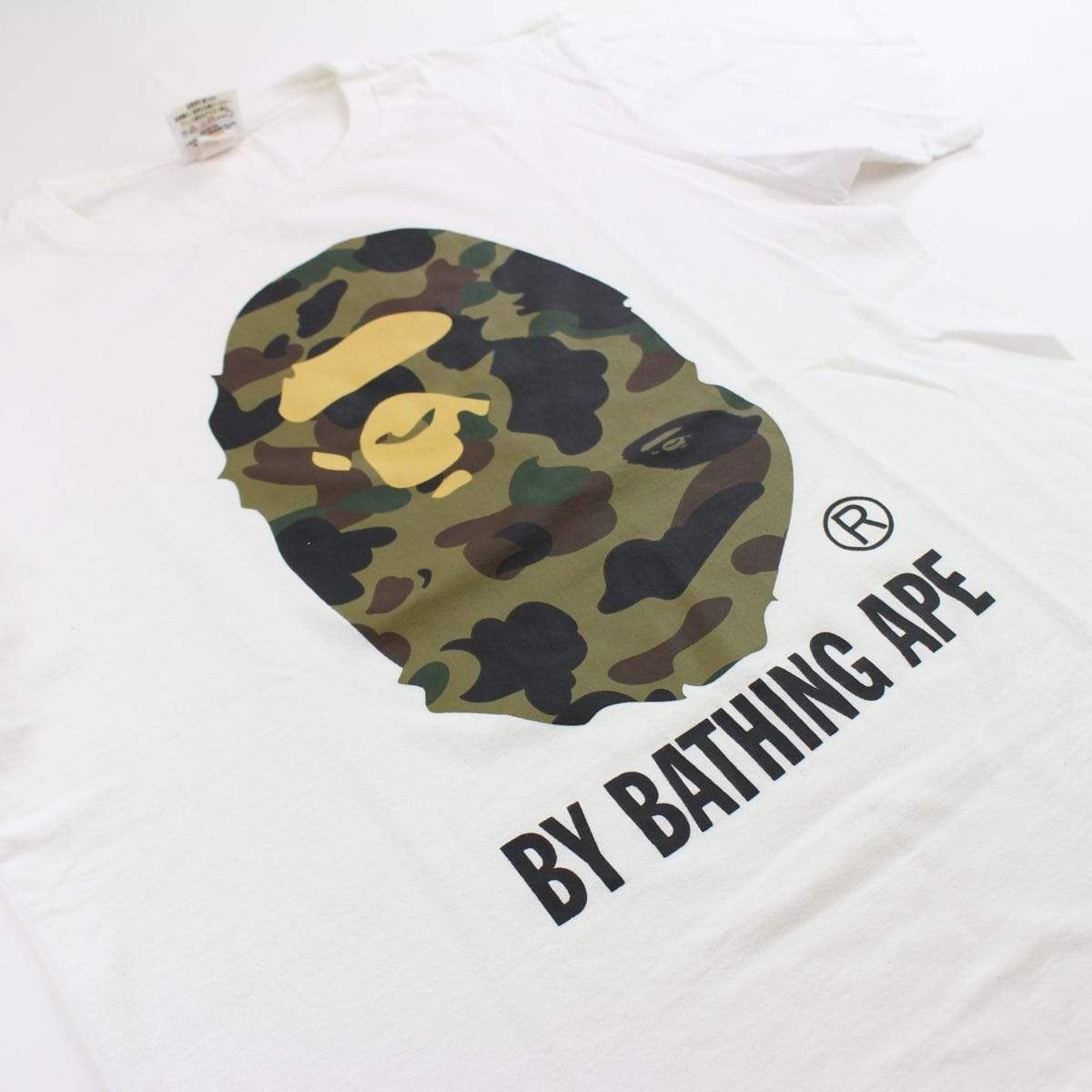 Bape 1st Green Camo Big Ape Logo Tee White - SaruGeneral