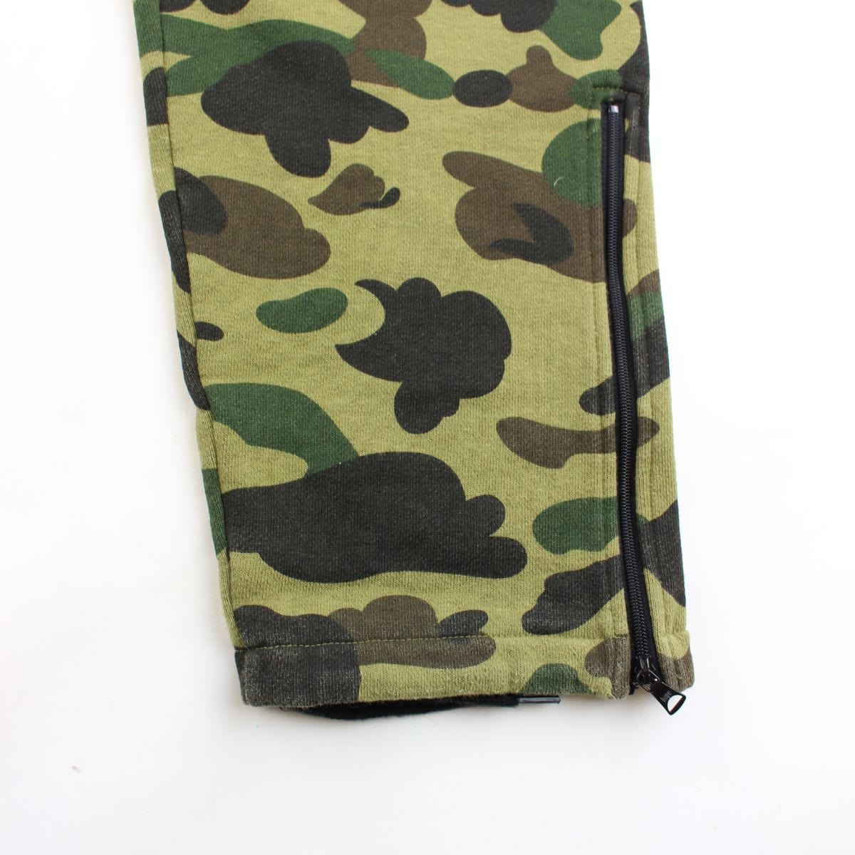 bape 1st green camo sweatpants 1 - SaruGeneral