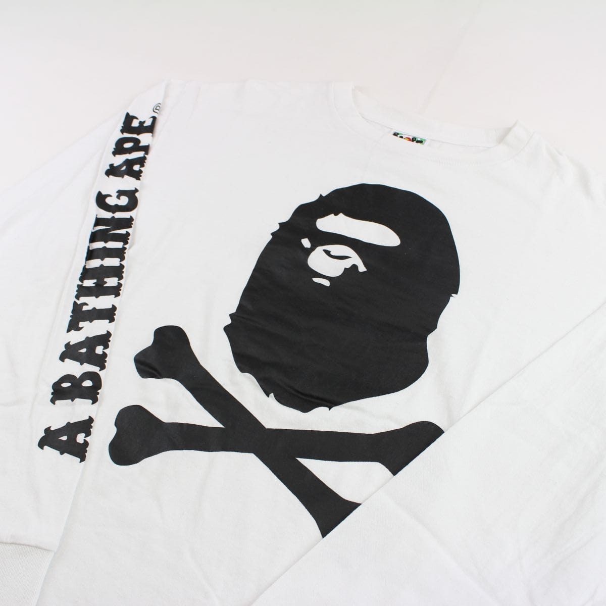 Bape pirate store LS white - SaruGeneral