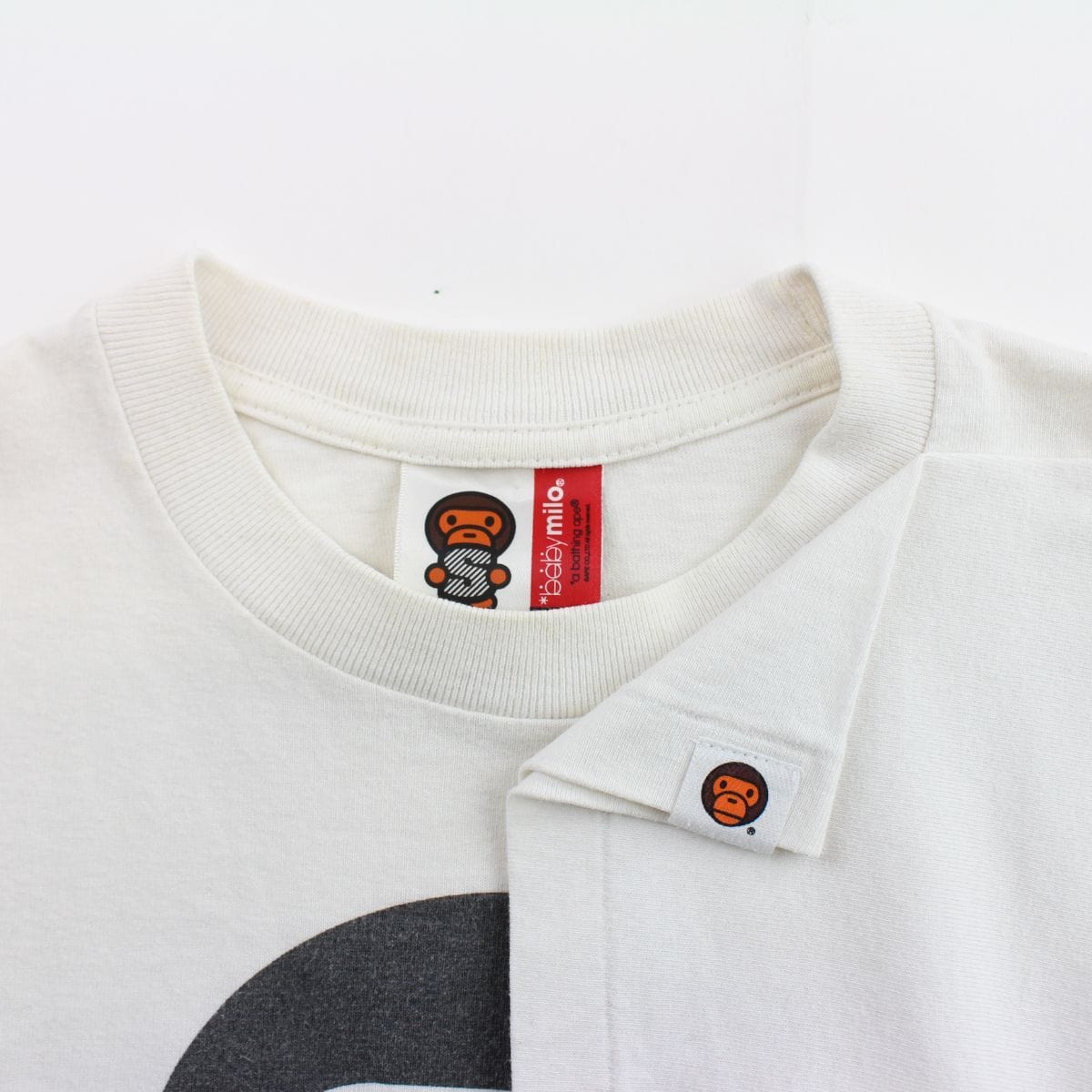Bape Baby Milo black figure tee white - SaruGeneral