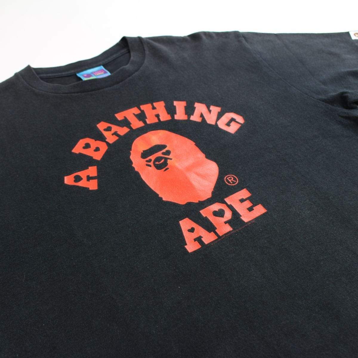 bape valentine hearts college logo tee - SaruGeneral