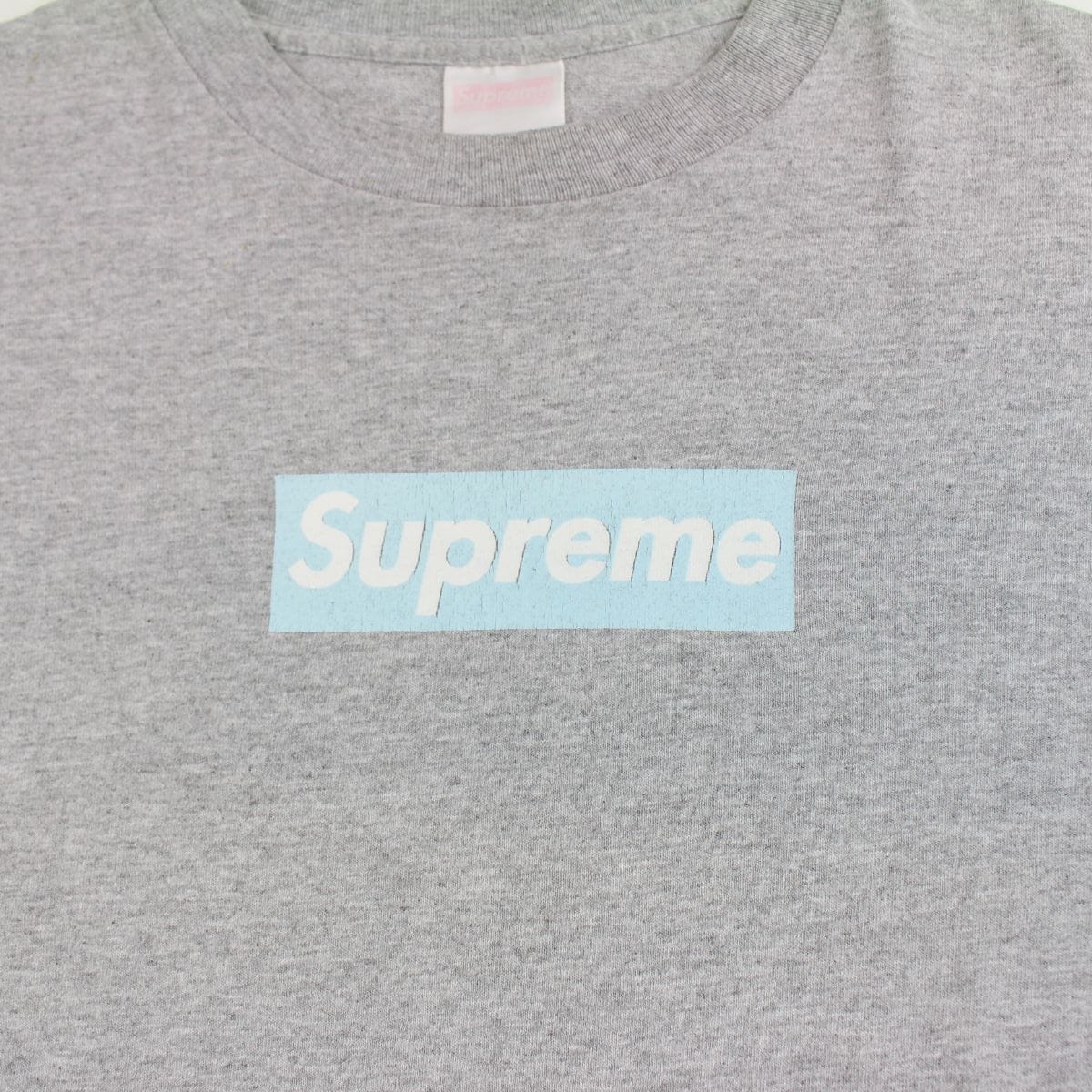 Supreme baby blue on grey Box Logo Tee - SARUUK