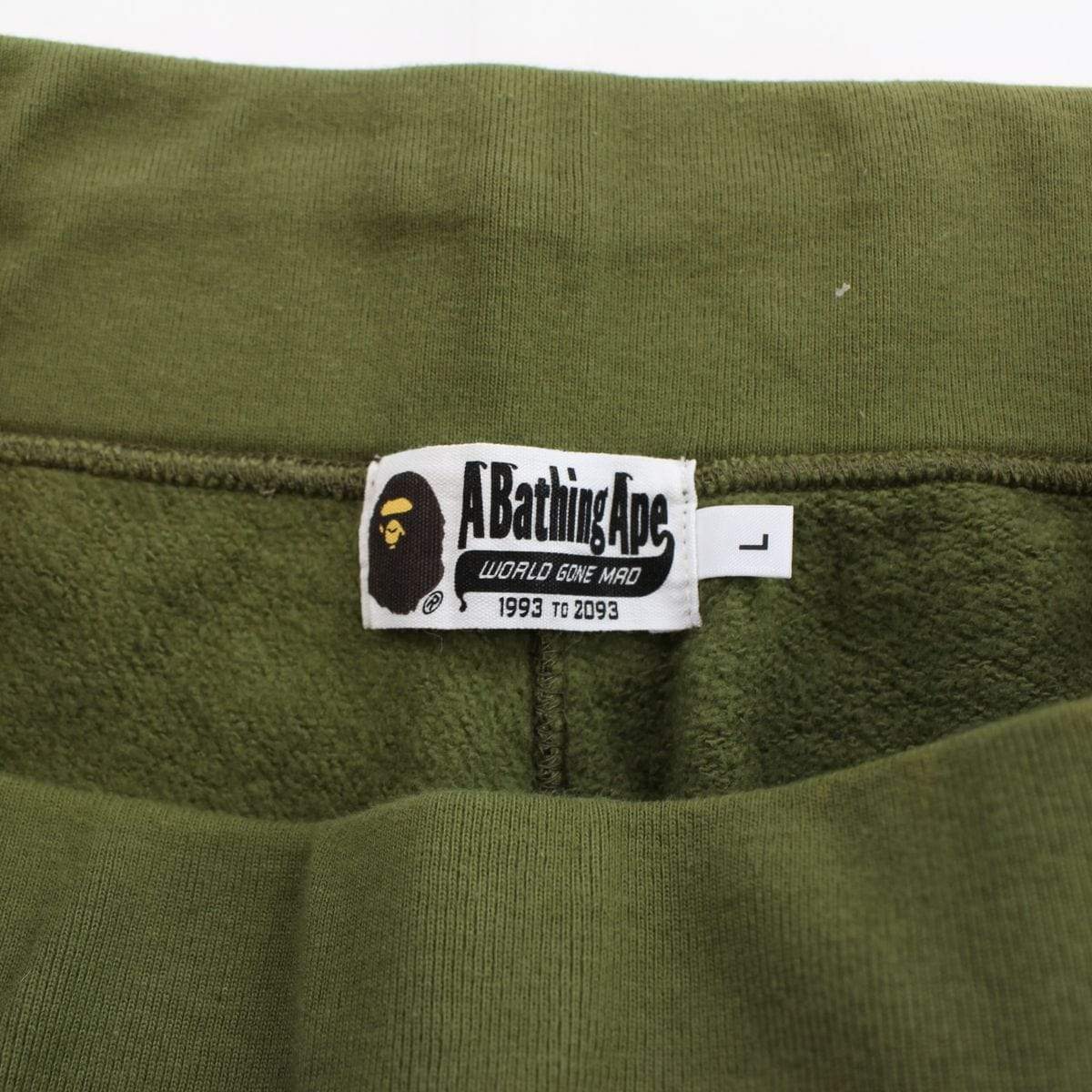 bape 1st green camo shark shorts - SaruGeneral