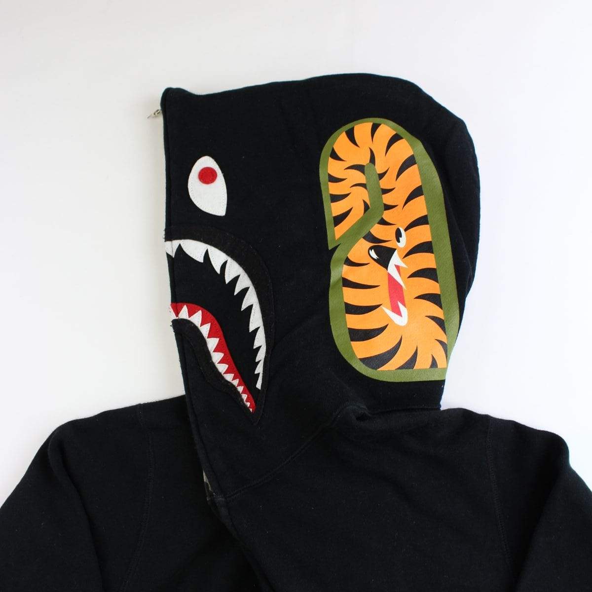 bape black/grey camo shark - SaruGeneral