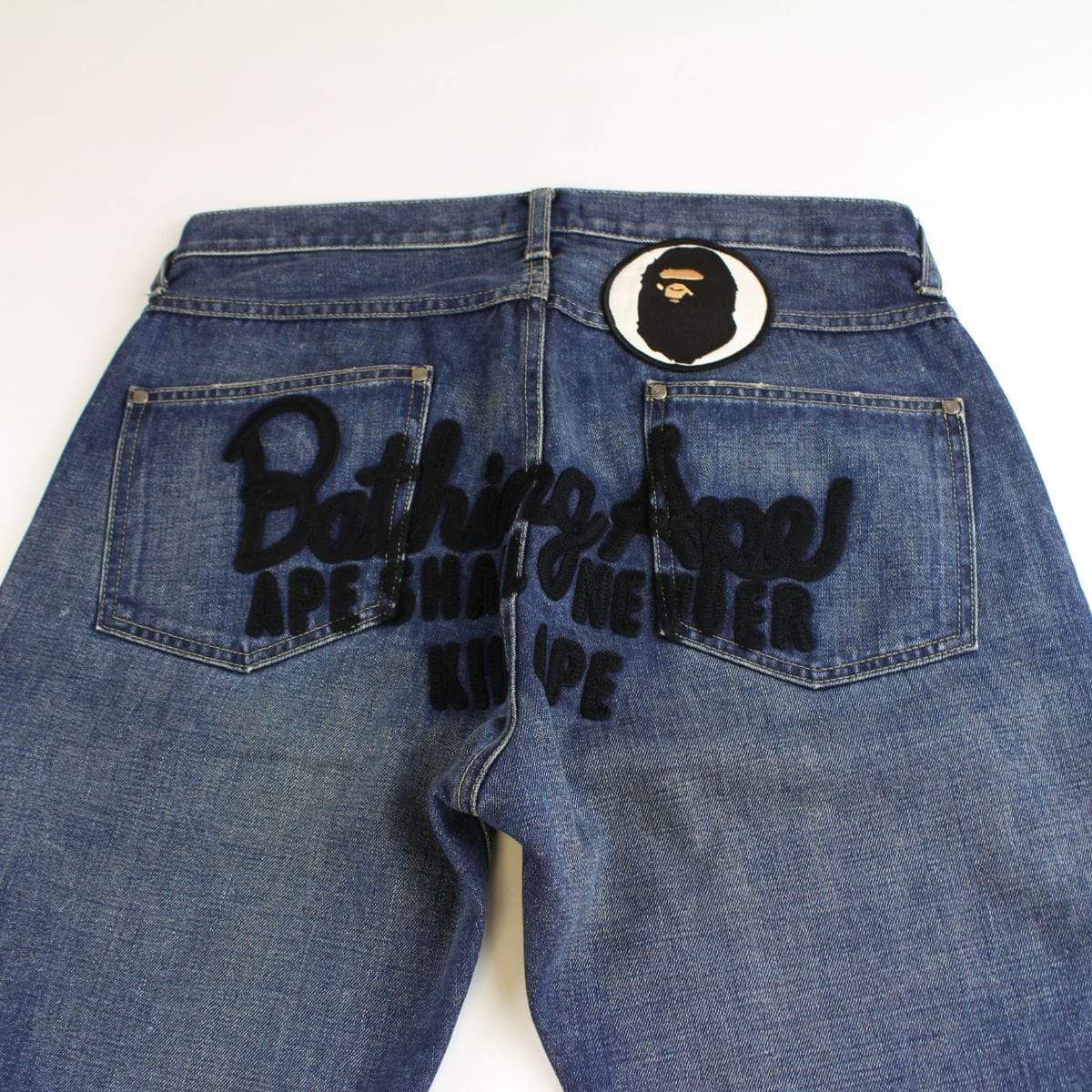 bape asnka text jeans - SaruGeneral