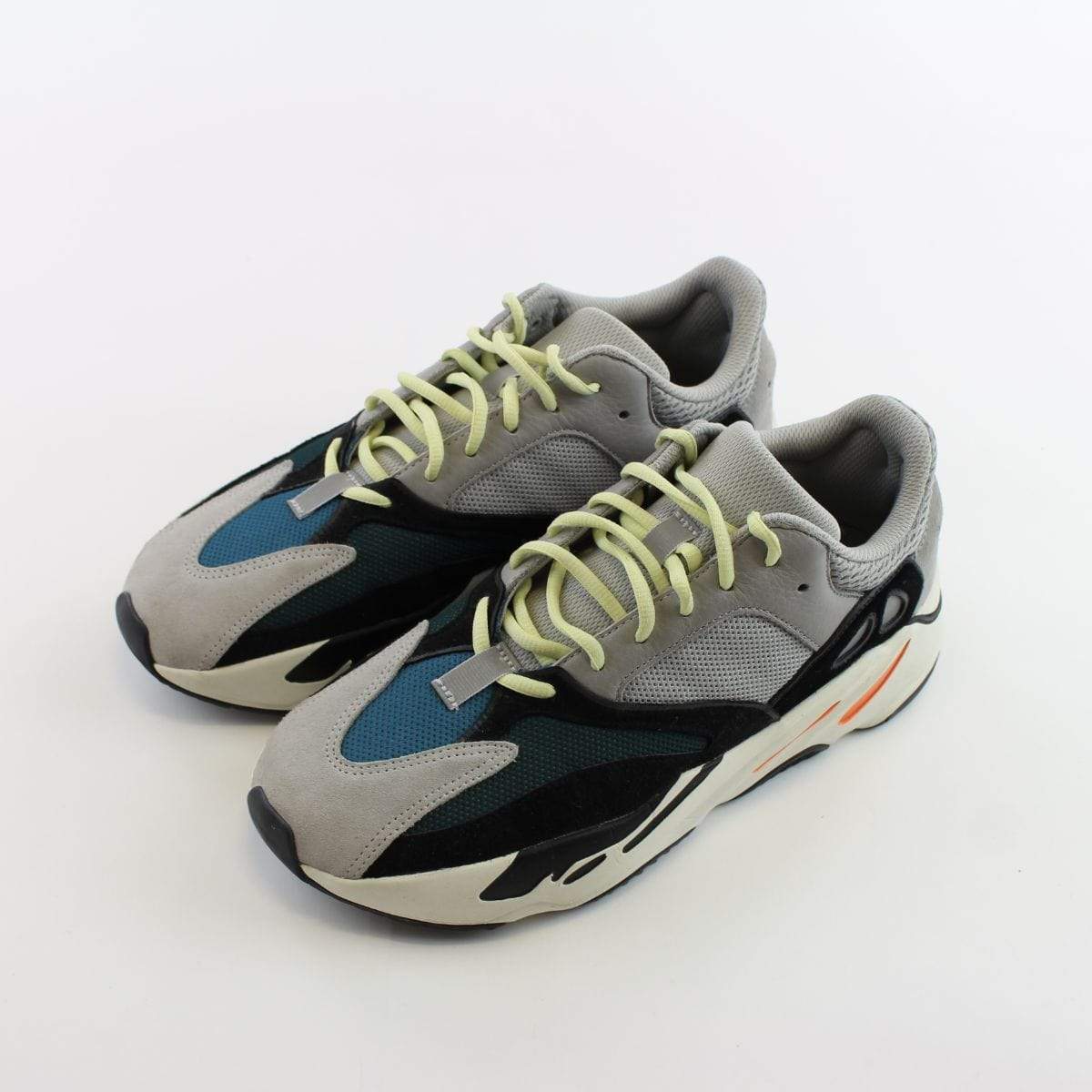 Adidas x Yeezy Boost 700 Wave Runners - SaruGeneral