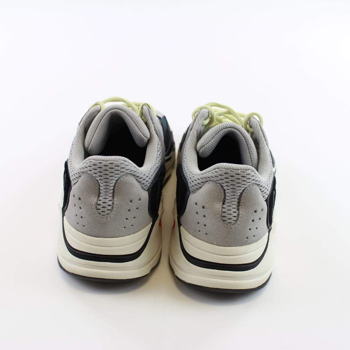 Adidas x Yeezy Boost 700 Wave Runners - SaruGeneral