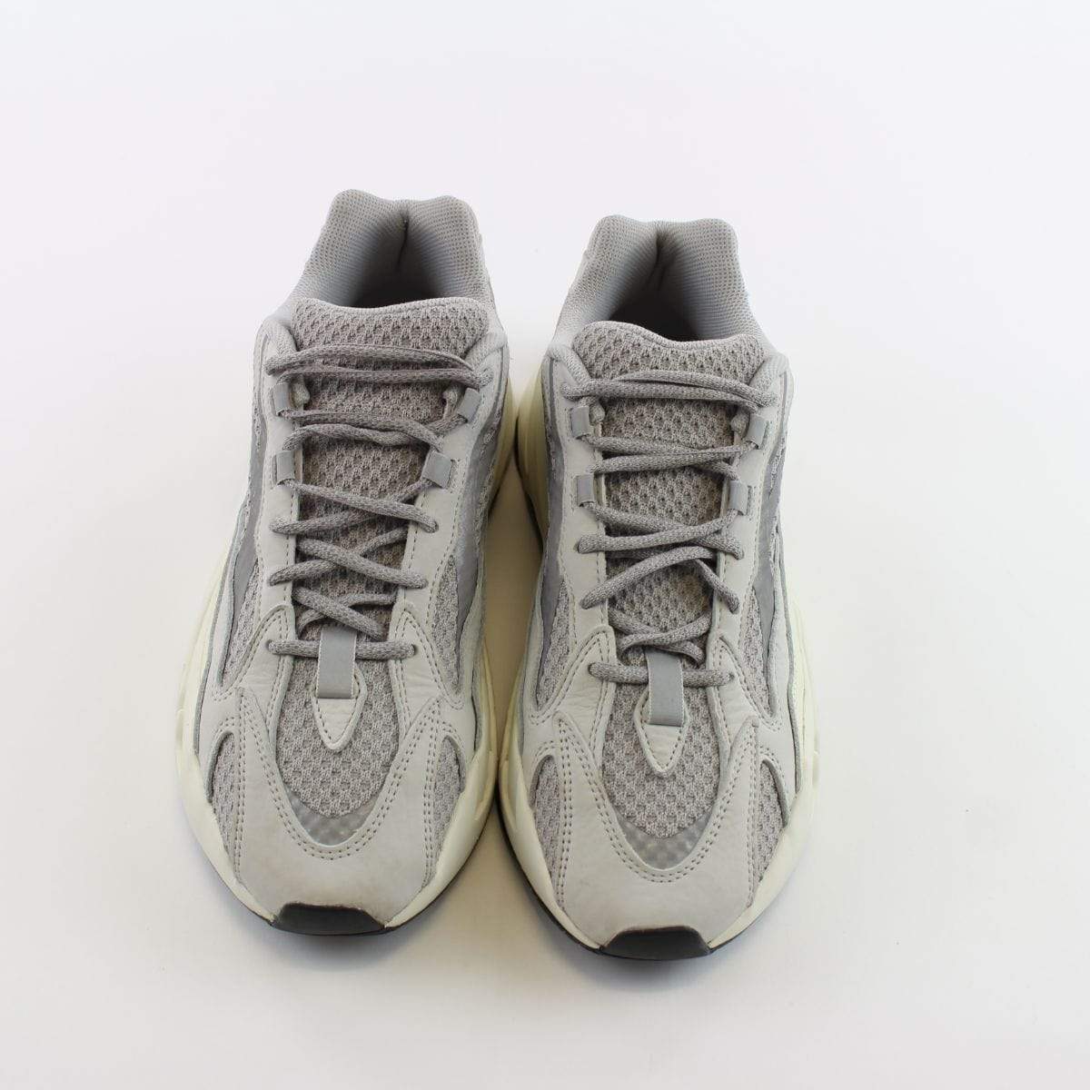 Adidas x Yeezy 700 v2 Static - SaruGeneral