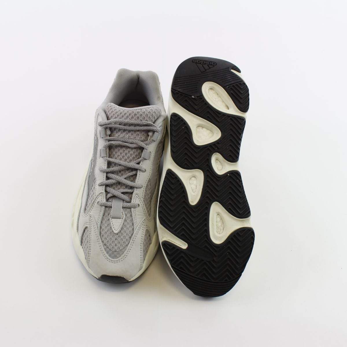 Adidas x Yeezy 700 v2 Static - SaruGeneral