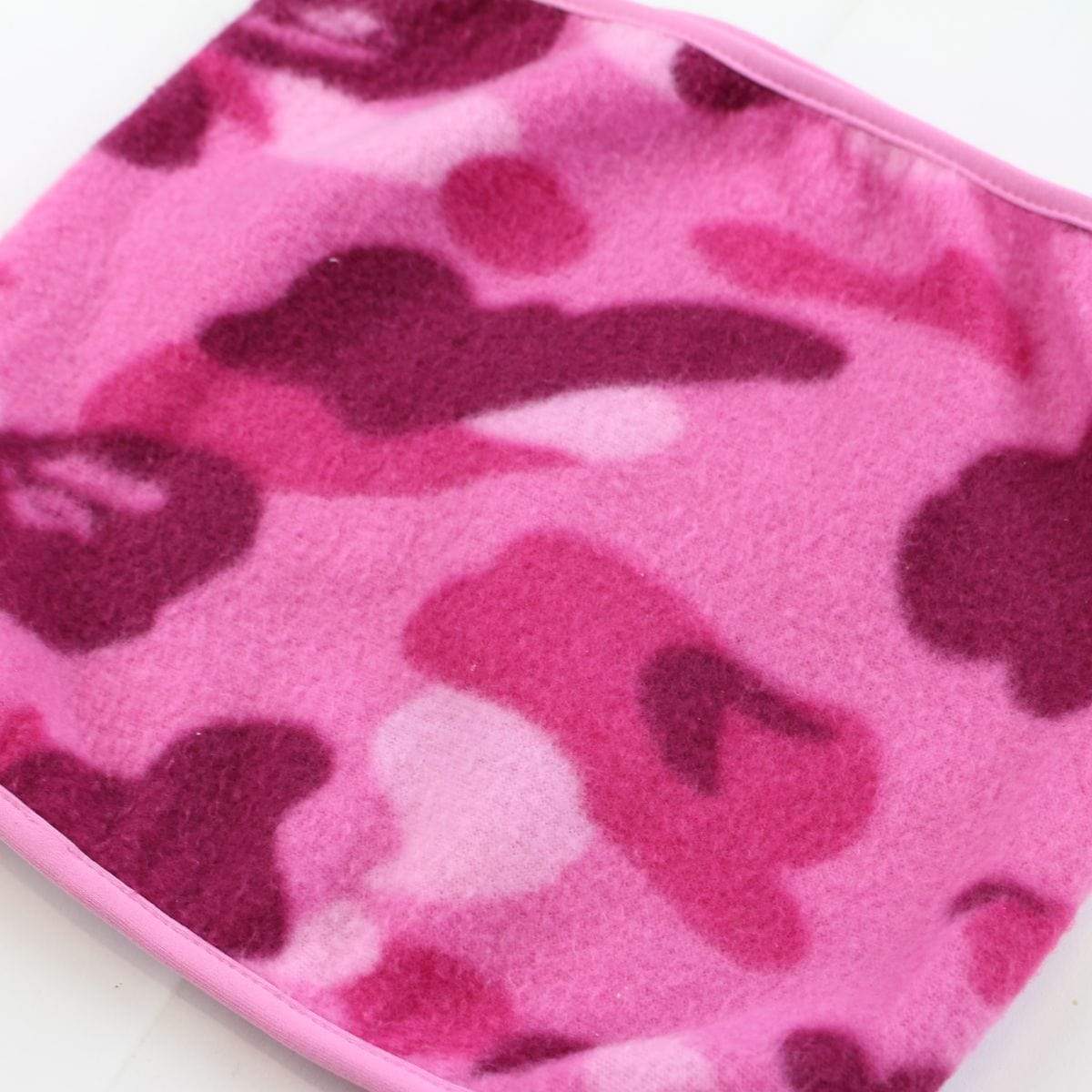 Bape fleece neck gaitor Pink camo - SaruGeneral