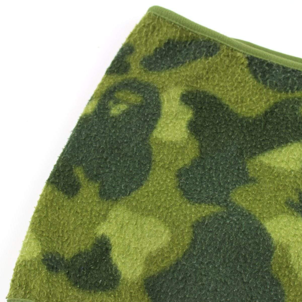 Bape fleece neck gaitor Green camo - SaruGeneral