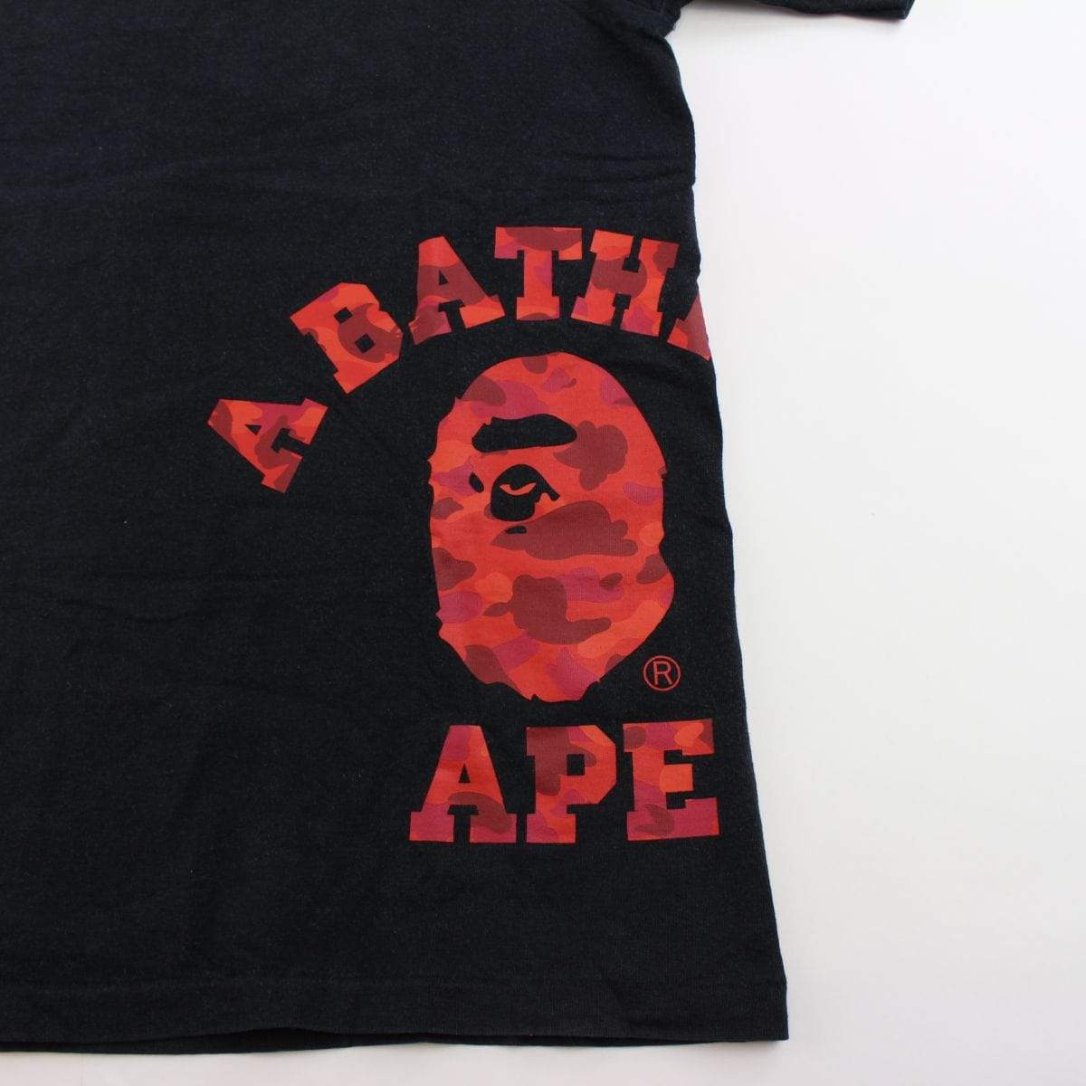 Bape Red Camo Side College Logo Tee Black - SaruGeneral