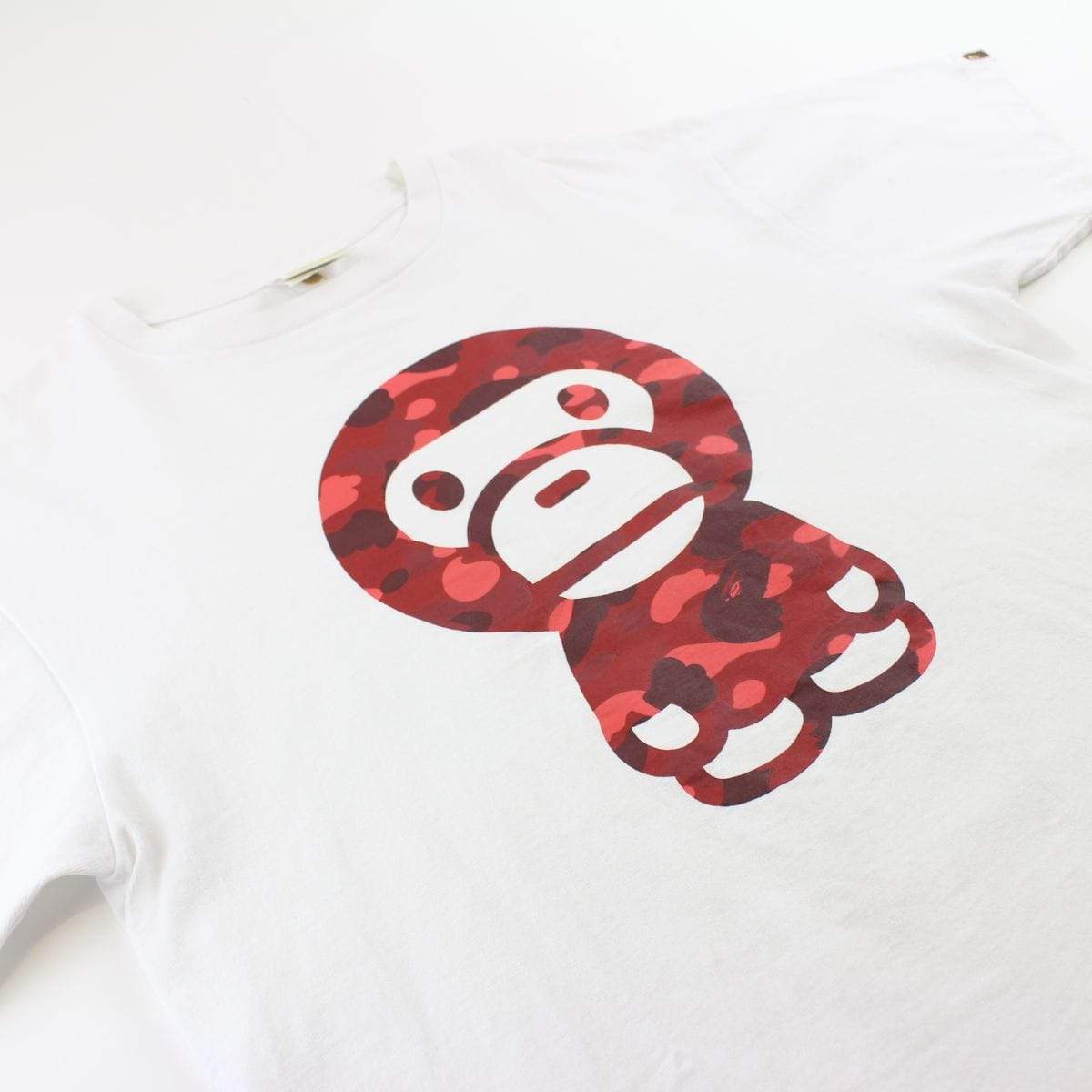 Bape Red Camo Baby Milo Figure Tee White - SaruGeneral