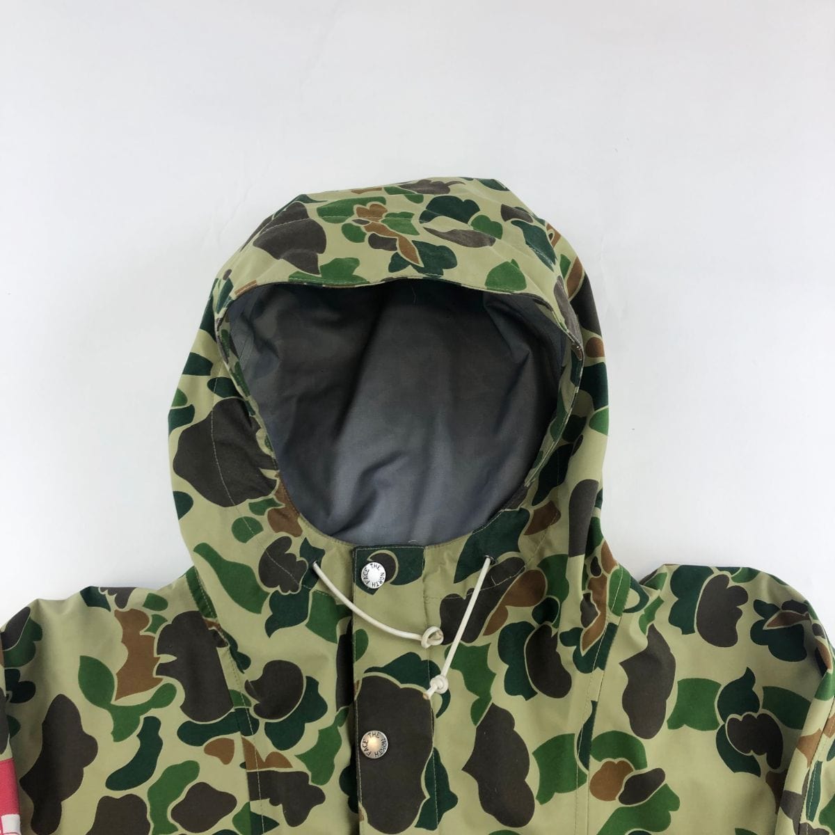 Supreme x TNF Duck Camo Jacket - SaruGeneral