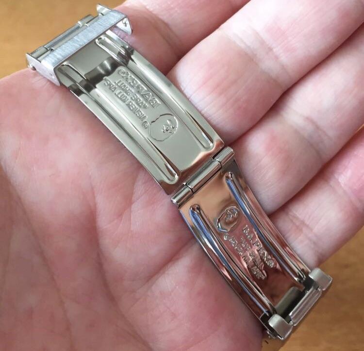Bapex Red & Silver - SaruGeneral